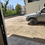 Karavela 's House 1 Διαμέρισμα